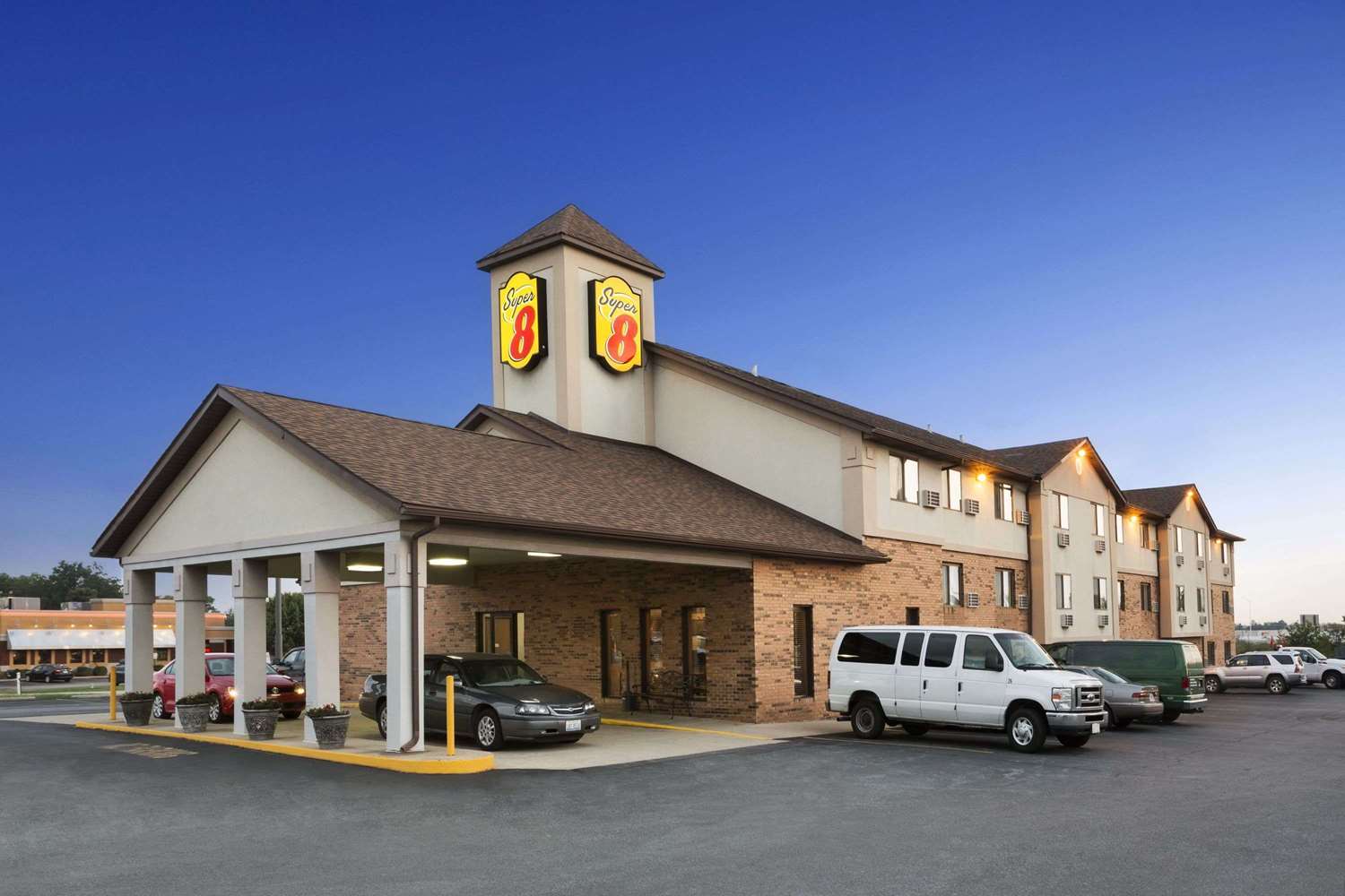 Super 8 By Wyndham Mt. Vernon IL 6/9