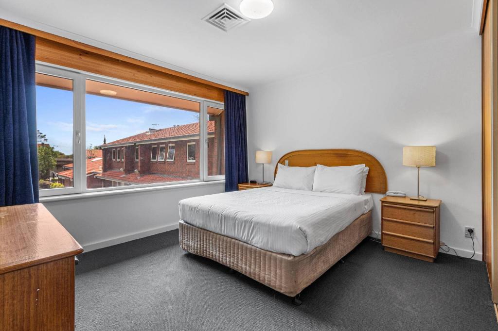 Upgrade, Suite, Queen and Twin Beds، Comfort Inn and Suites Sombrero Adelaide 3/8