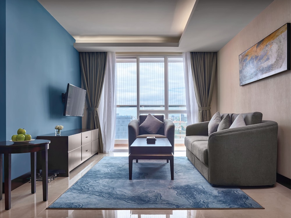 Olympia City Hotel By Dara 35/50