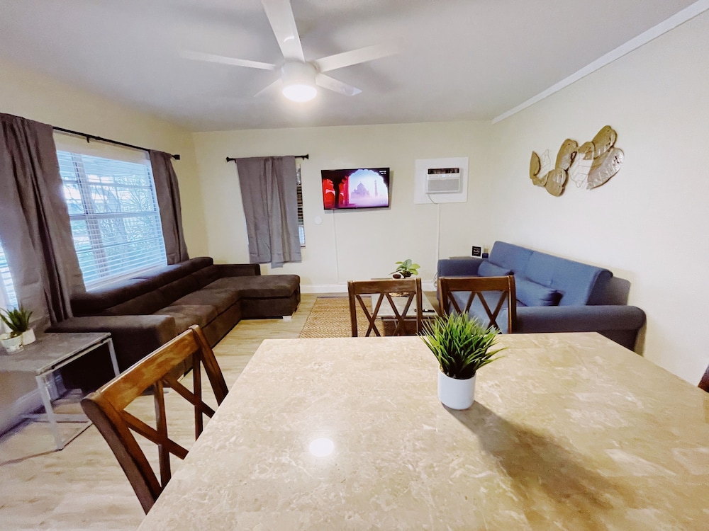 Sea Steps Suites 27/47