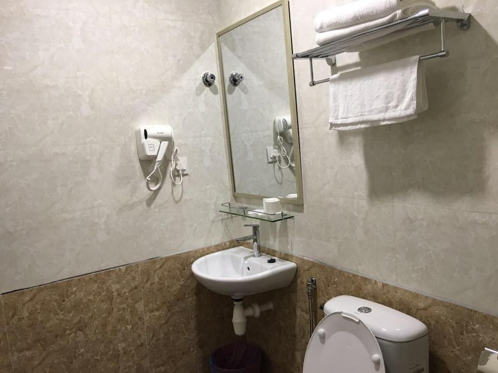 Global Inn Hotel 27/27