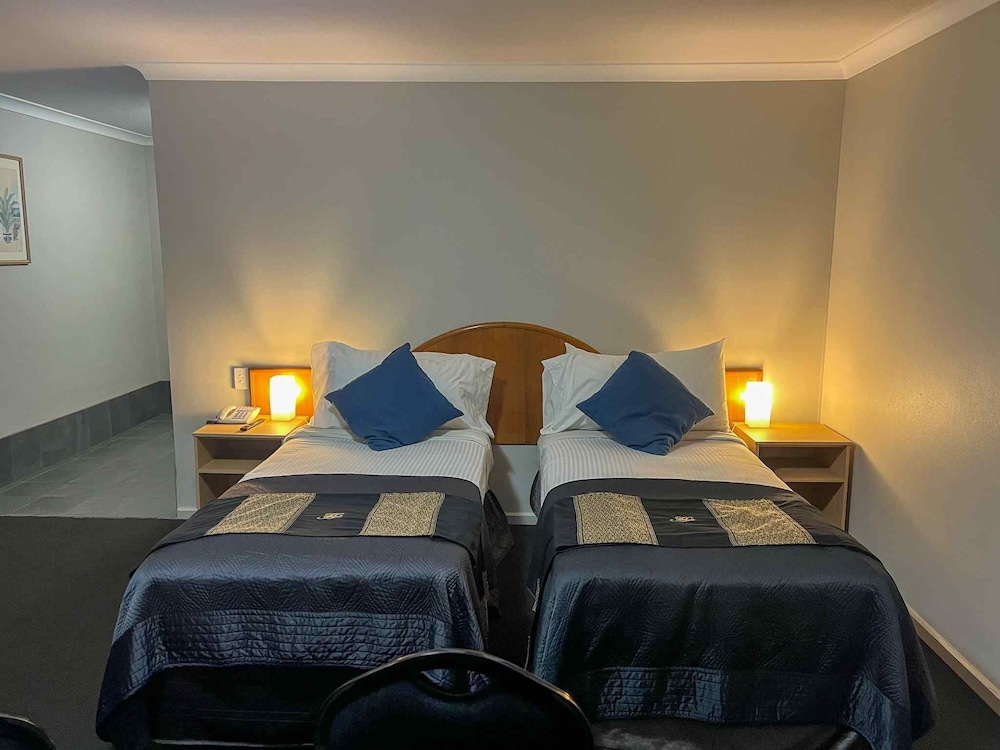 Room, Twin Beds, Ocean Front