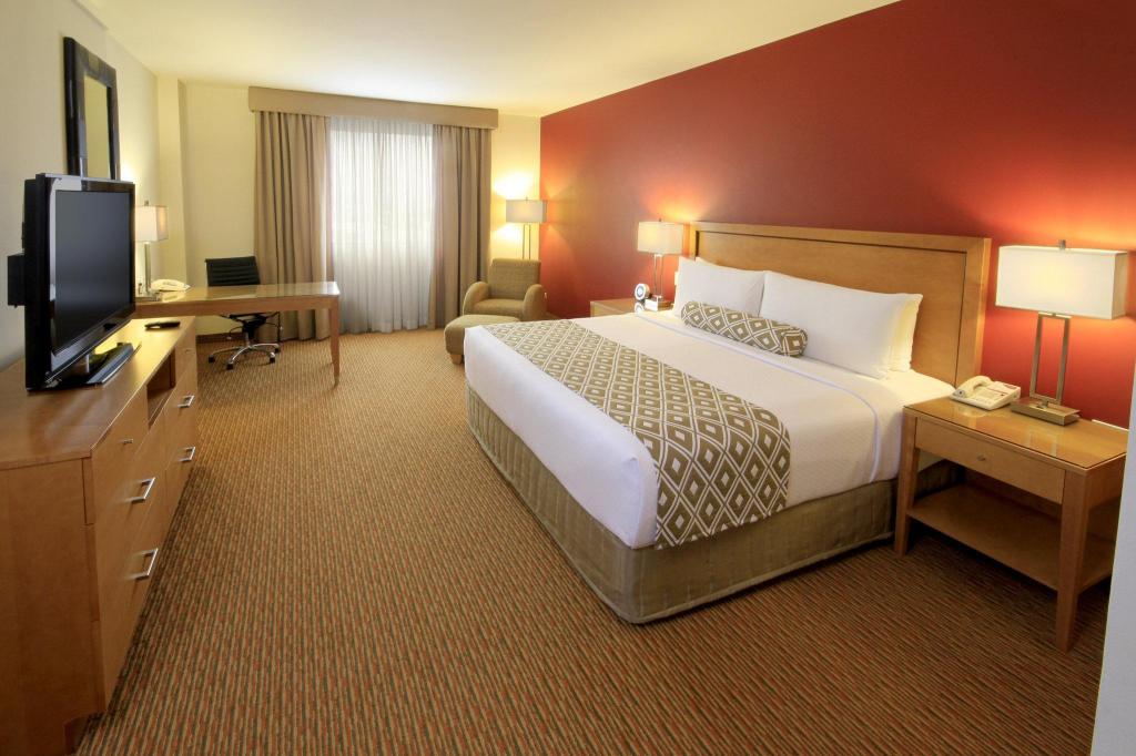 جناح، CROWNE PLAZA MONTERREY AEROPUERTO 4/4