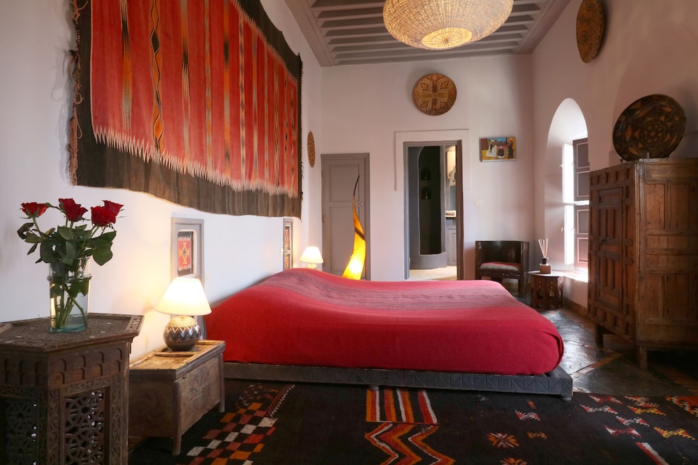 TOWER, SUPERIOR, DOUBLE OR TWIN BED, CITY VIEW