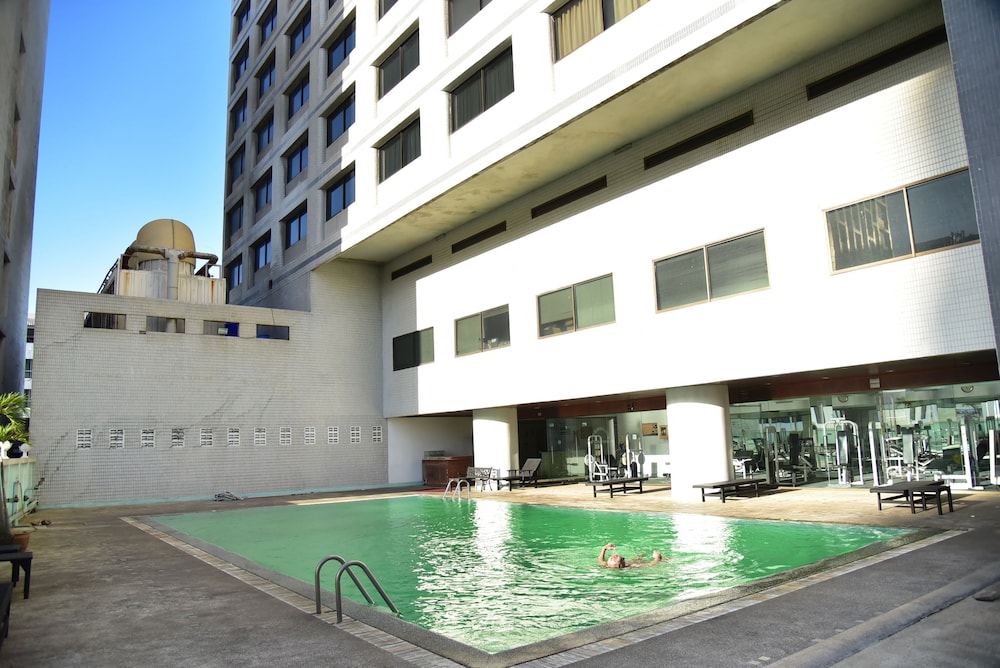 The Regency Hotel Hatyai 4/50