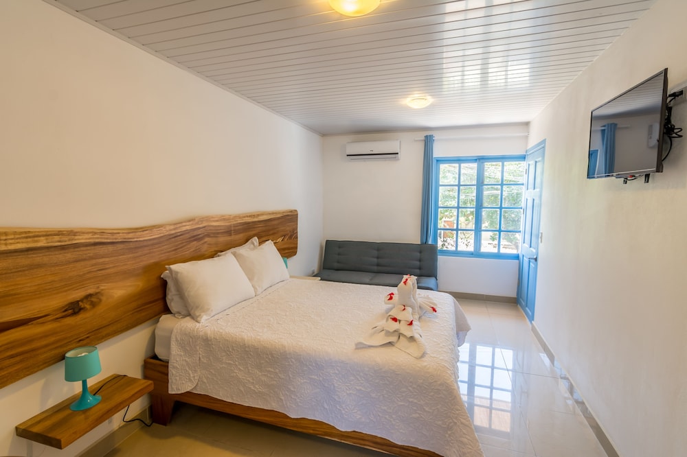 Hotel Ibiza 23/78