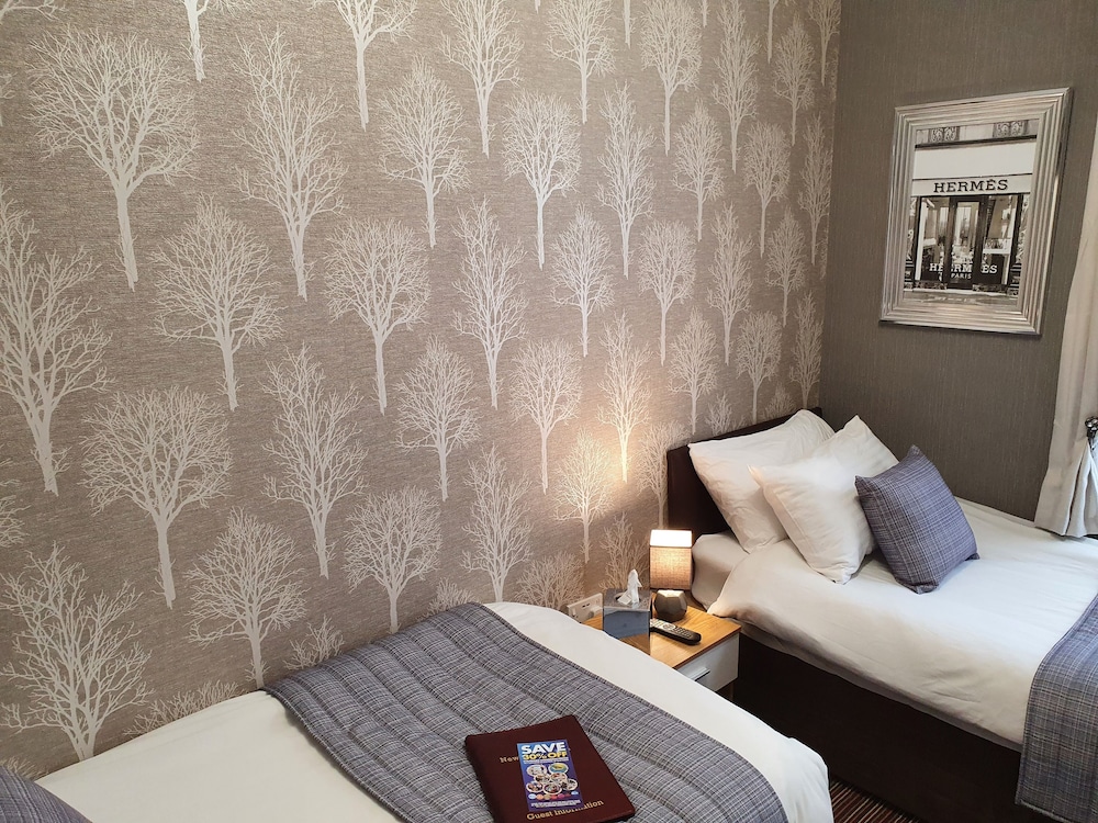 Newholme Hotel 10/43