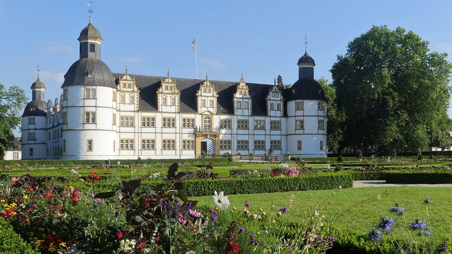 Best Western Plus Arosa Hotel 3/35