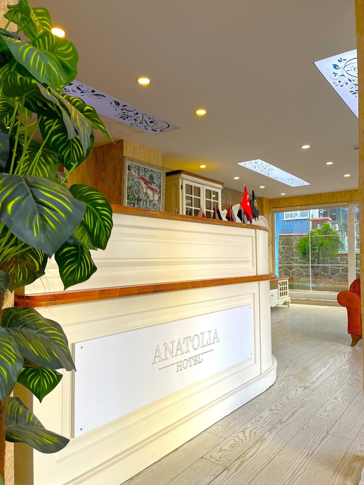 Andalouse Airport Suite Hotel 12/50
