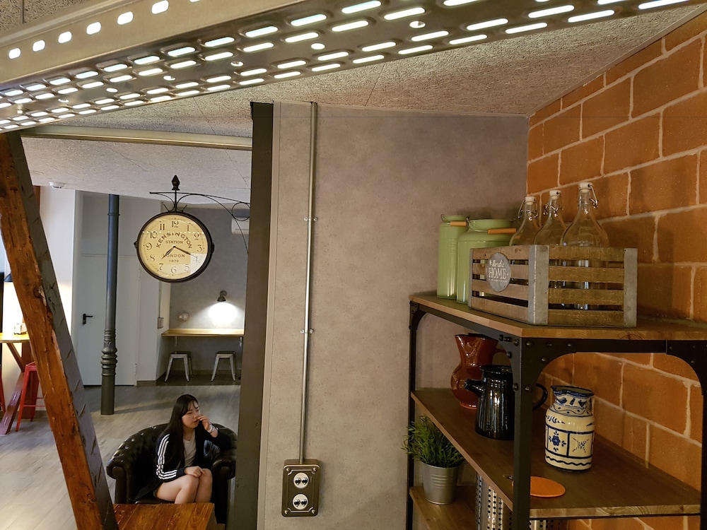 Far Home Atocha 5/50