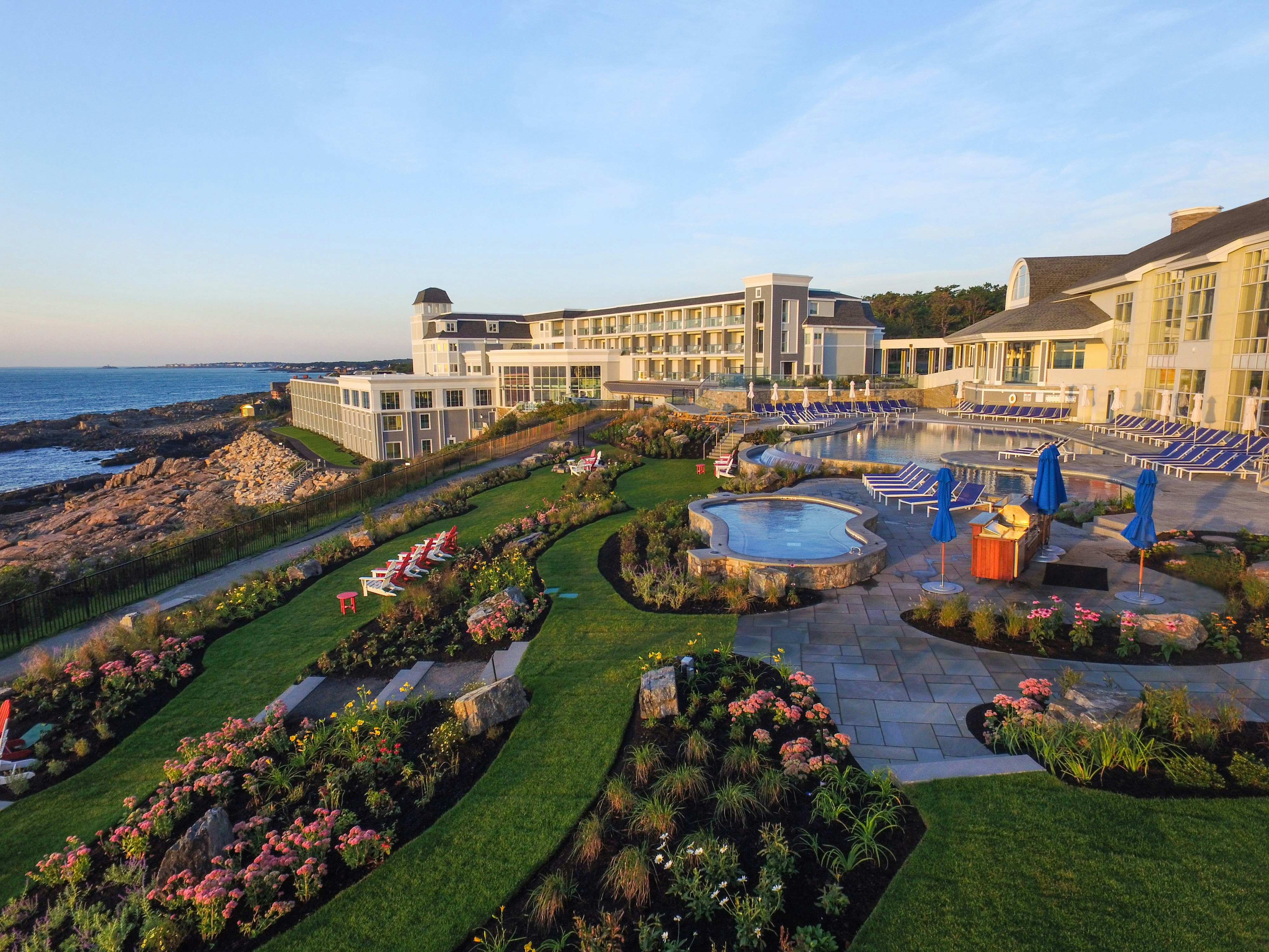 Cliff House Maine 29/30