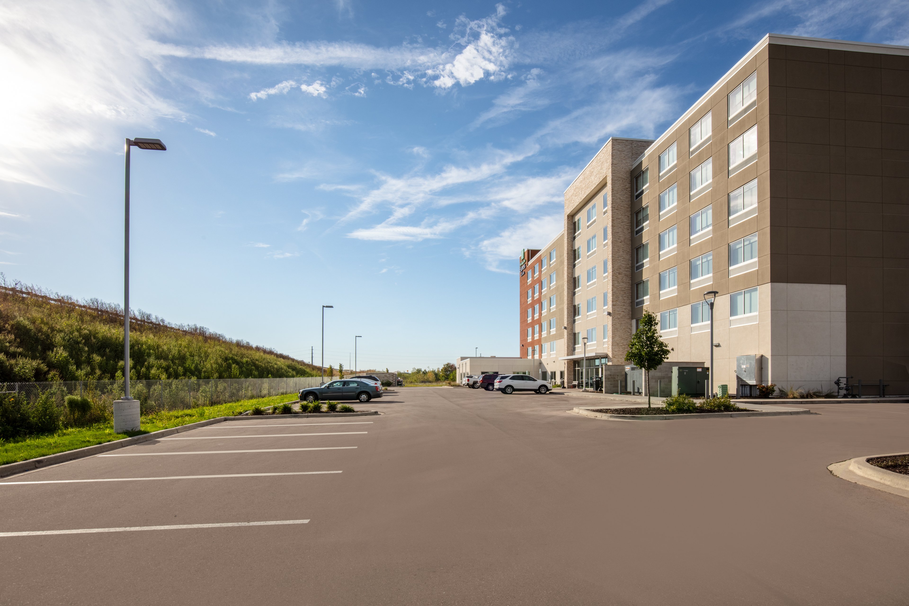 Holiday Inn Express & Suites Beloit 33/38