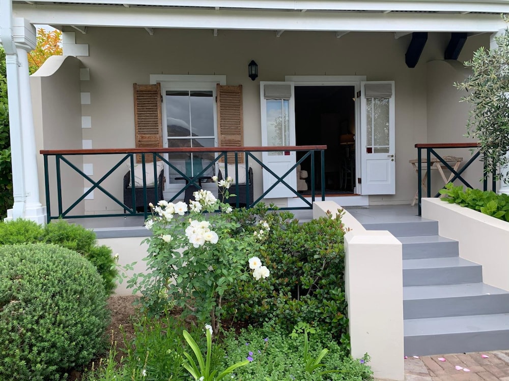 Montagu Vines Guest House 1/50
