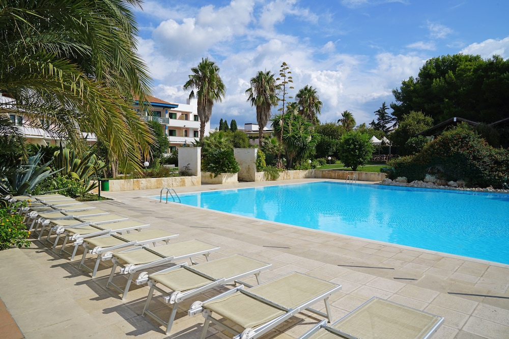 Villaggio Club Giardini d’Oriente 47/49