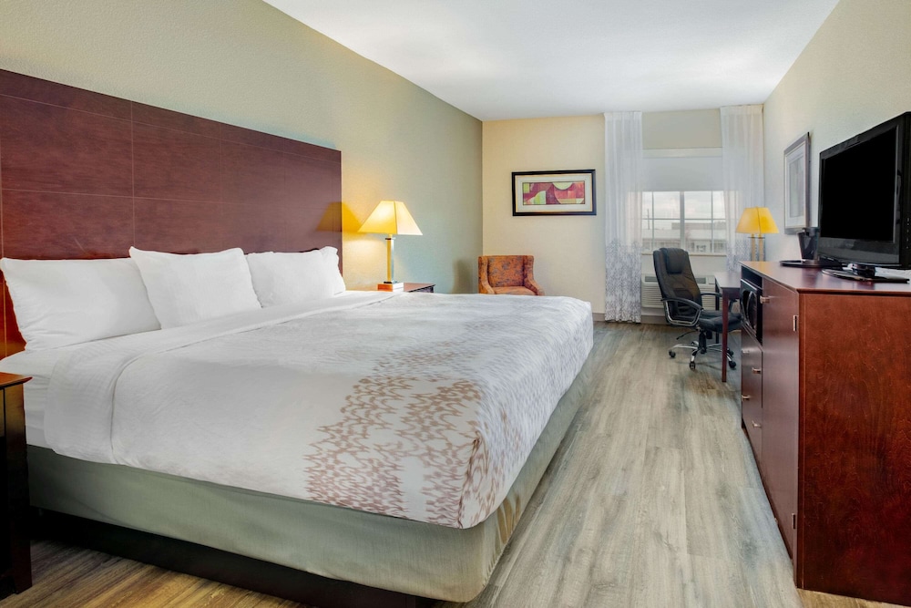 La Quinta Inn & Suites by Wyndham McKinney 19/45