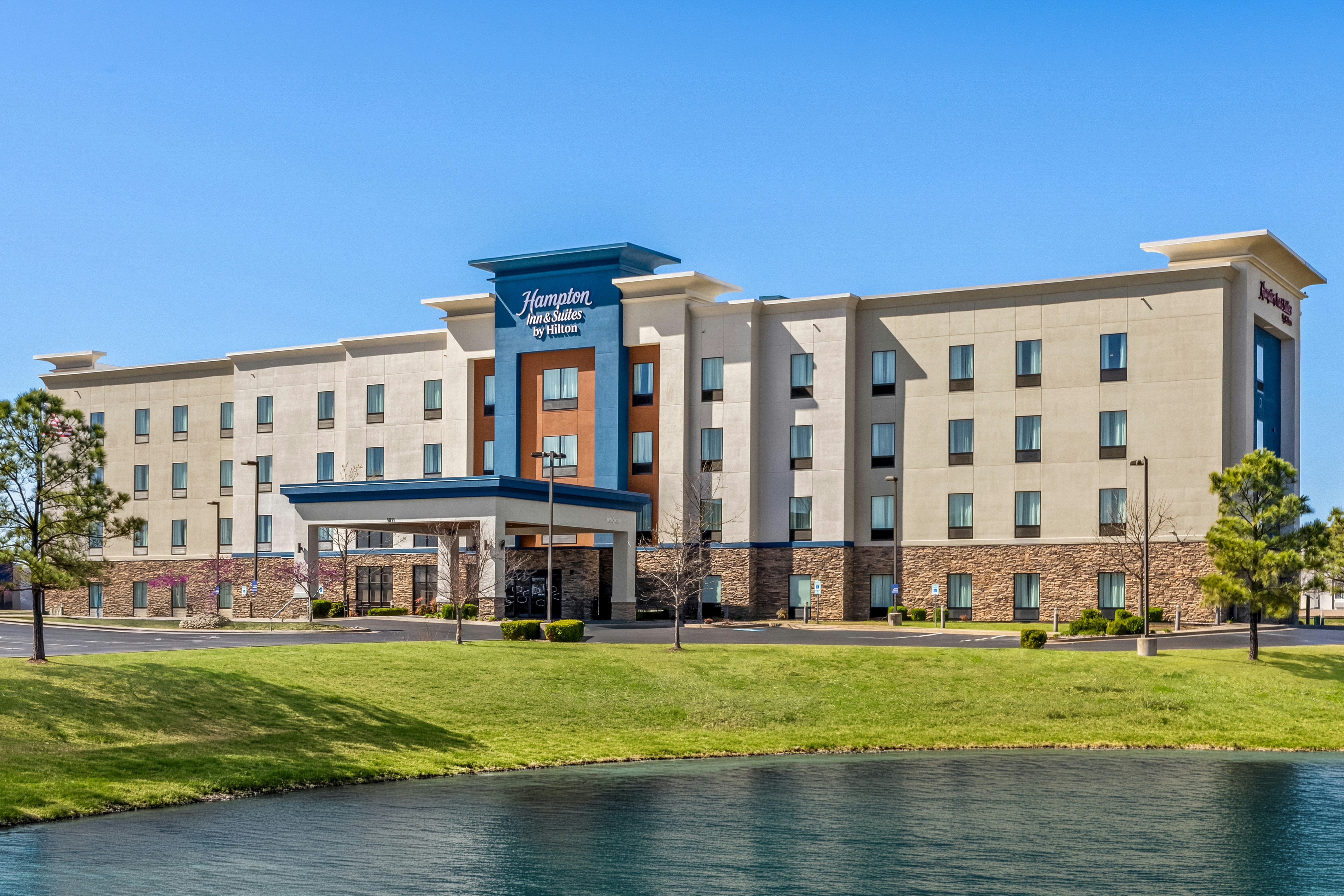 Hampton Inn and Suites Claremore Ok 69/71