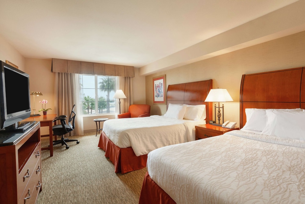 Hilton Garden Inn Carlsbad Beach 19/92