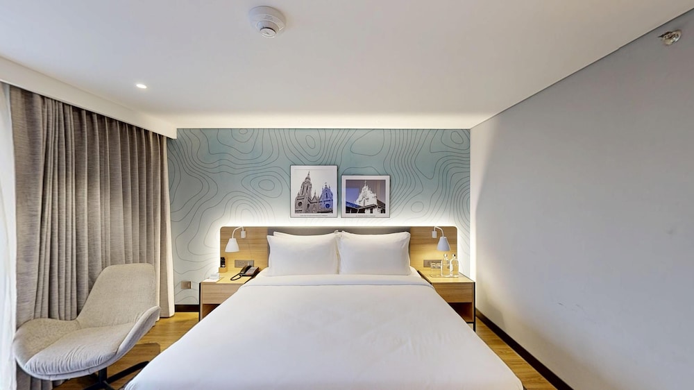 Park Inn & Suites by Radisson Thrissur East Fort 7/47