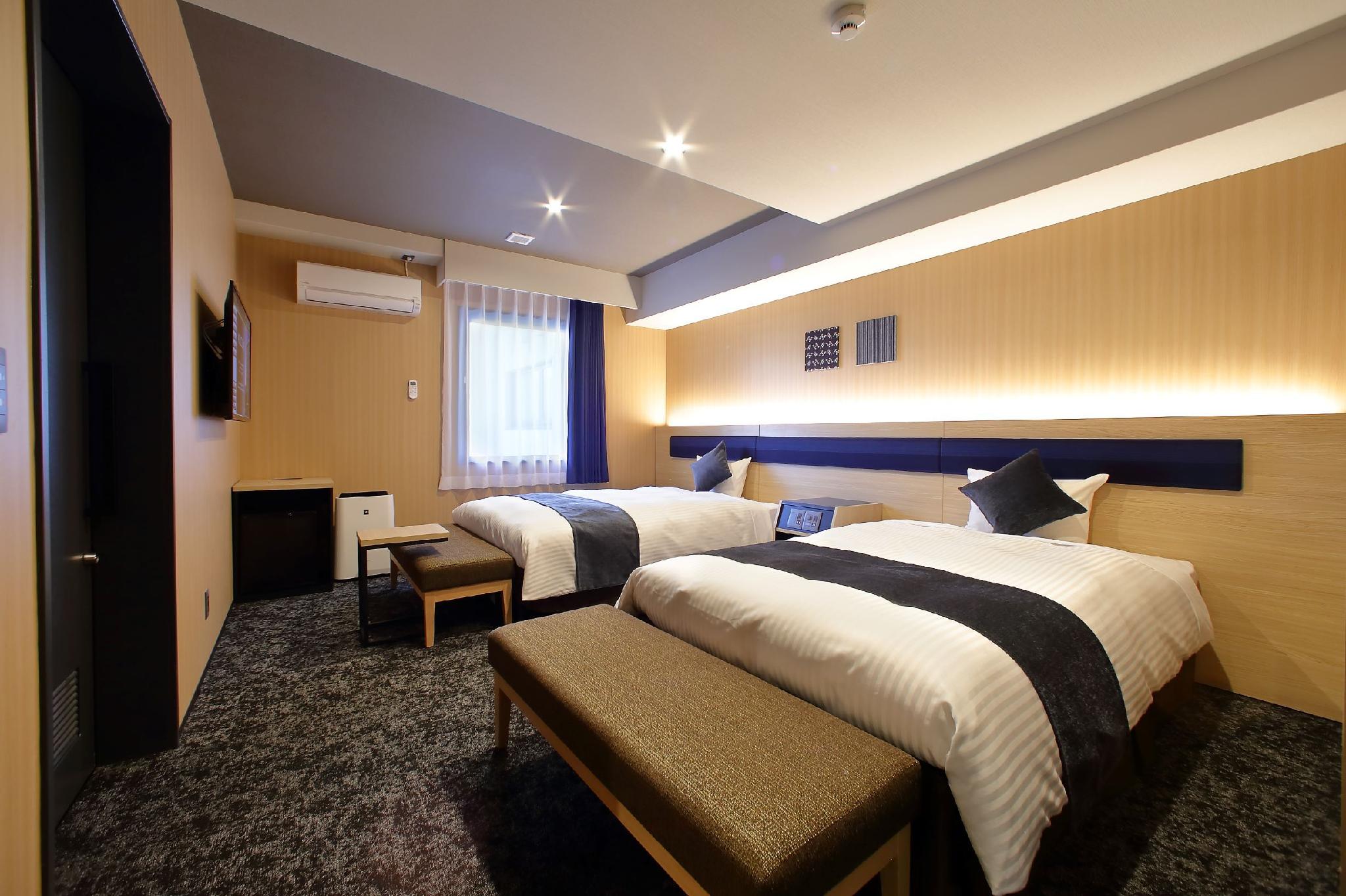 Semi Room, Deluxe, Single Bed, 2 Semi Double Beds