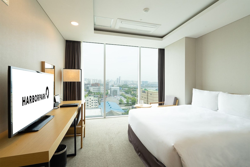 Harbor Park Hotel 18/51