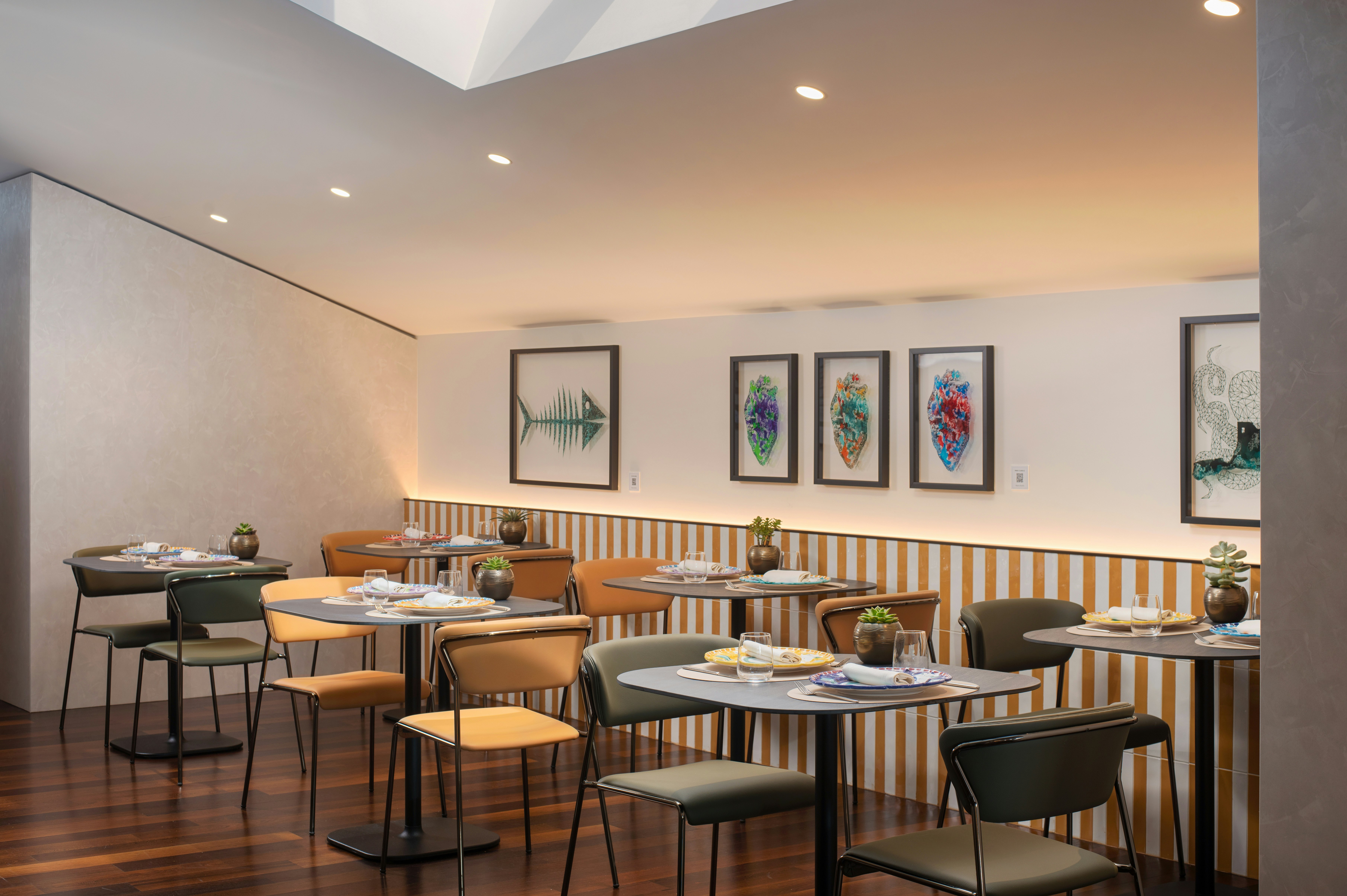 Unahotels Napoli 64/76