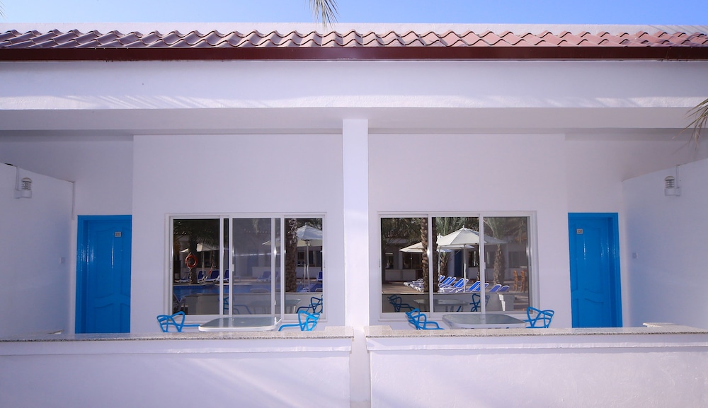 Fujairah Hotel and Resort 1/33