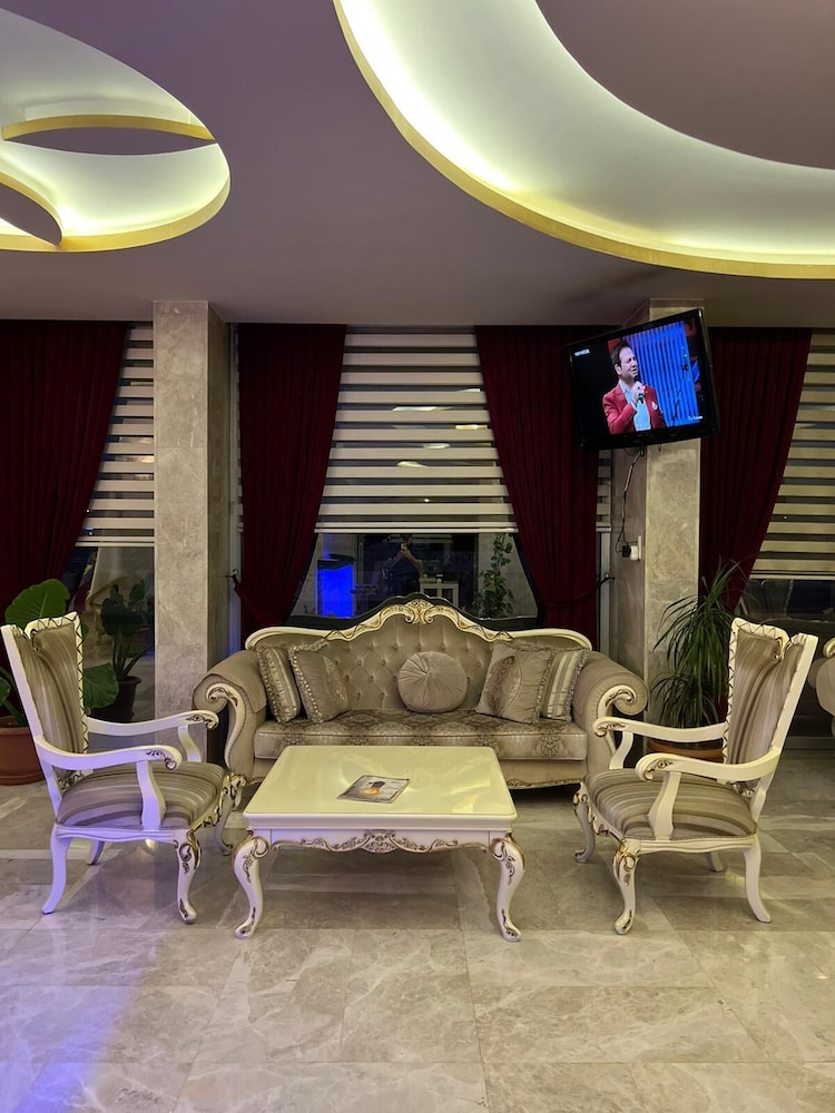 Grand Ezel Hotel 33/50