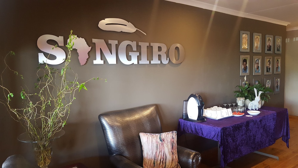 Sangiro Game Lodge 3/50