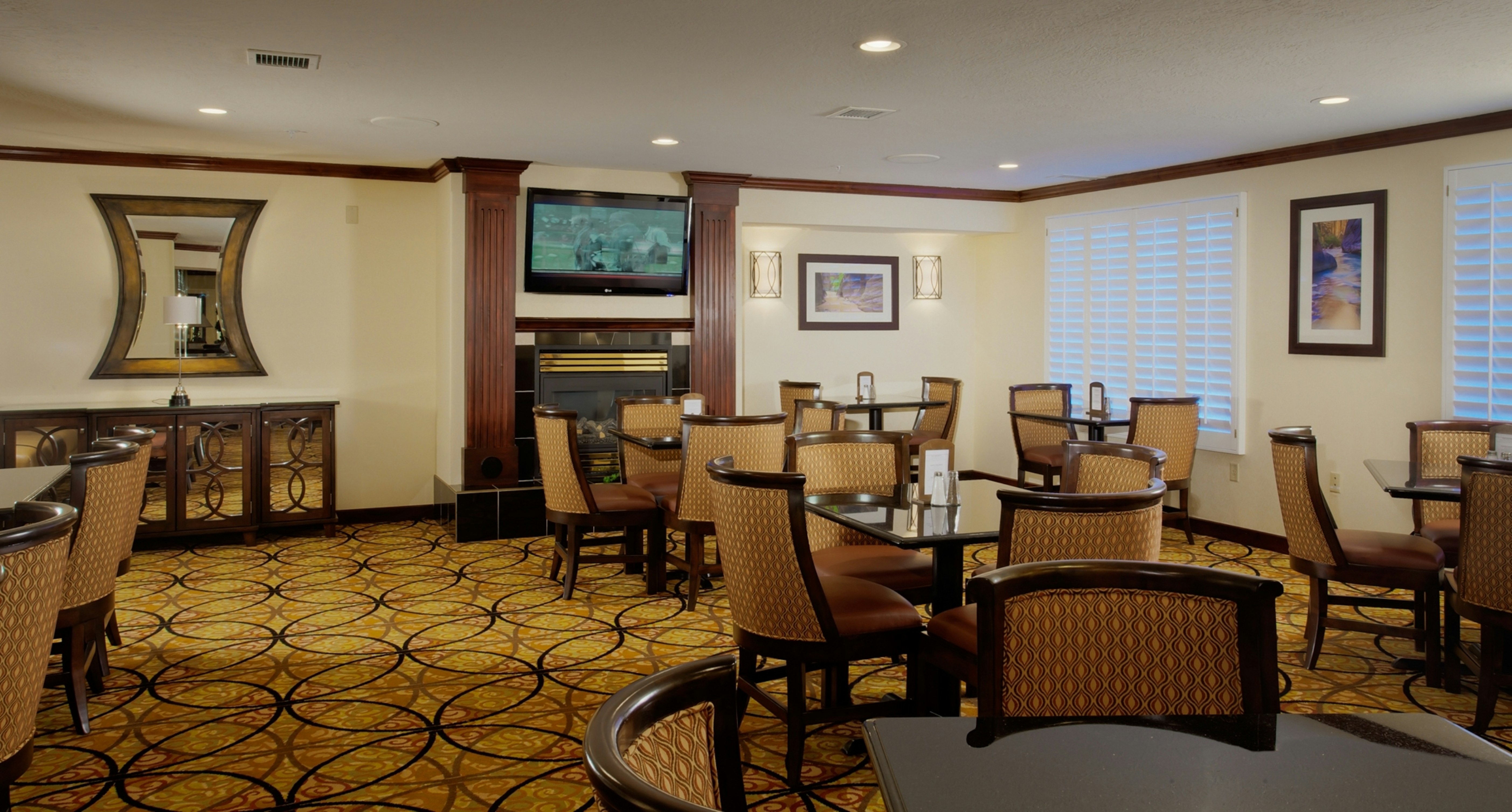 Hampton Inn Suites Salt Lake City Airport 51/82
