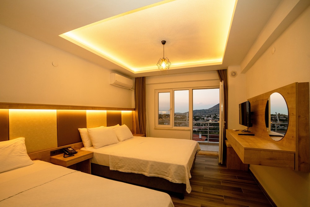 Estia Hotel 3/17