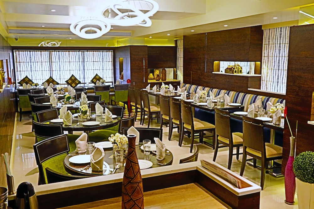 Oriental Residency Hotel 32/49
