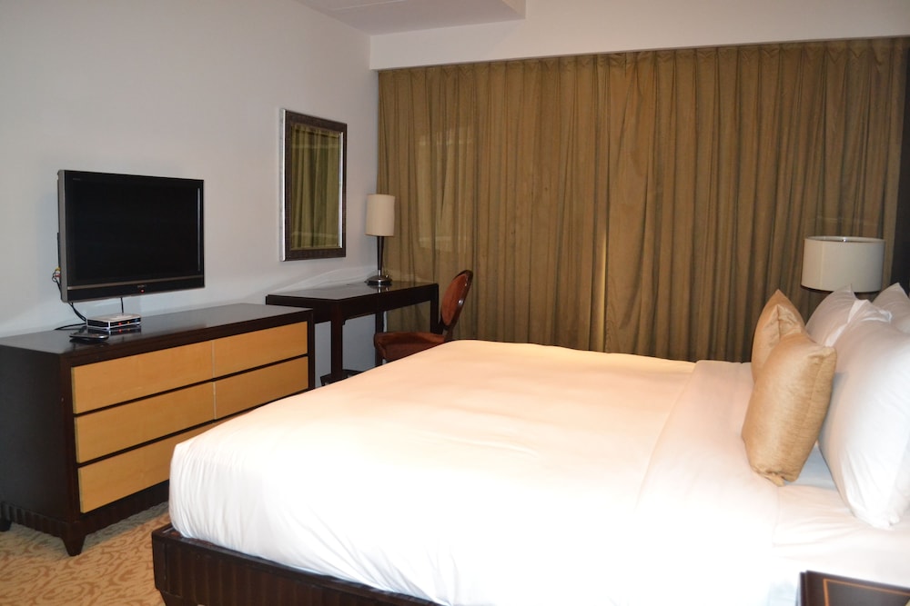 Oakwood Premier Prestige Ub City Bangaluru 9/55