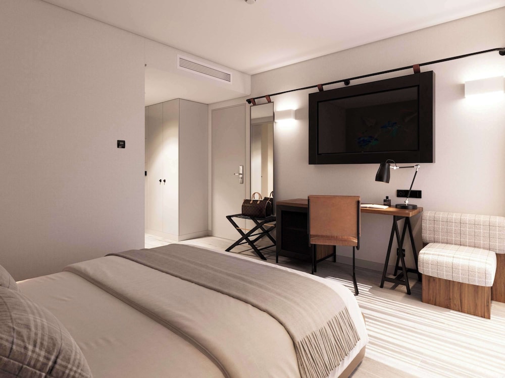 Ibis Styles Lisboa Aeroporto 25/61