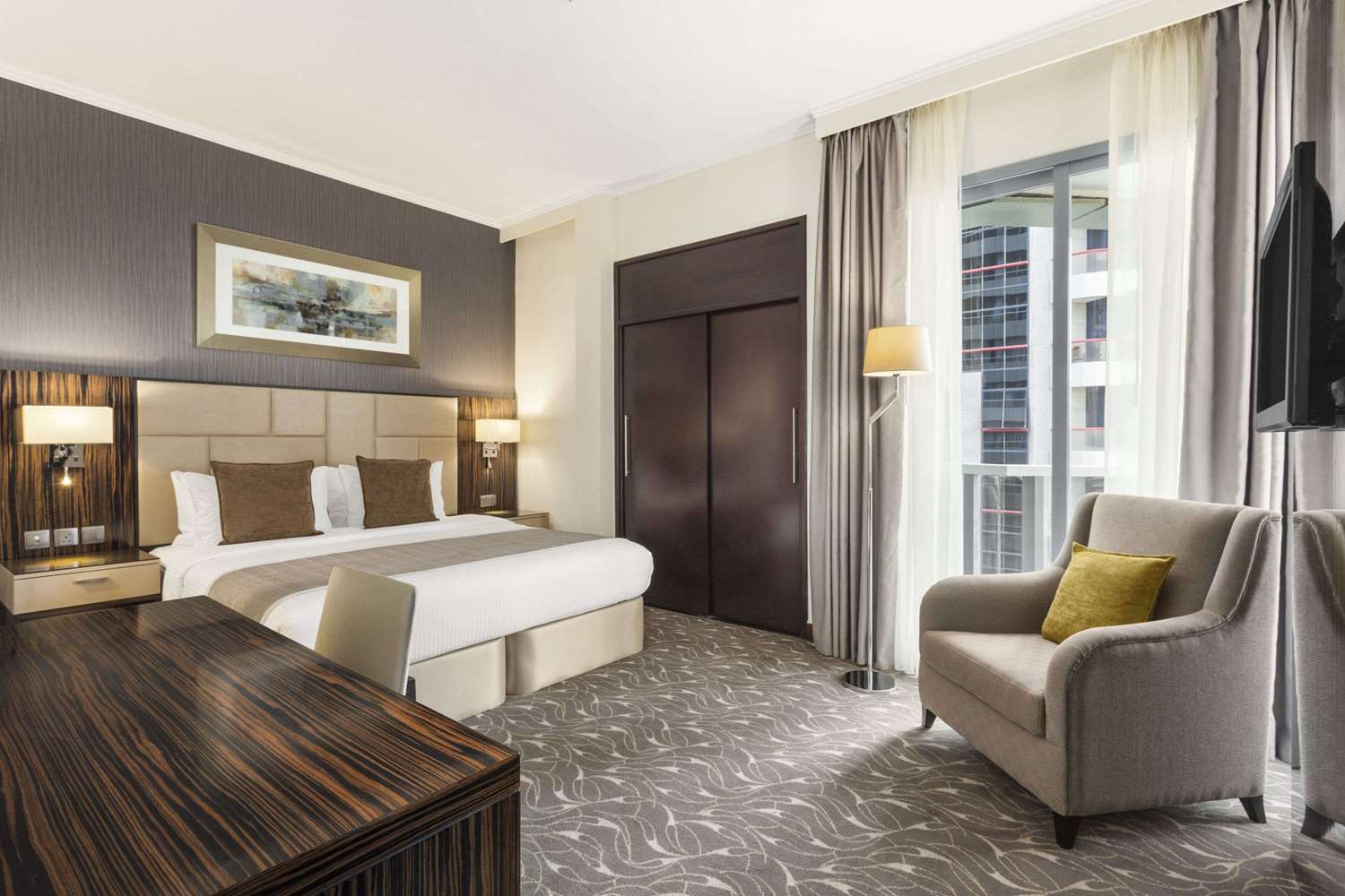 Hawthorn Suites by Wyndham Abu Dhabi City Centre 3/20