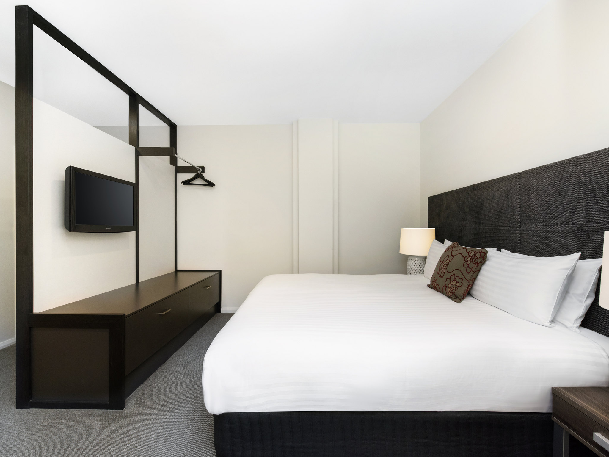1 Bedroom, Executive, Apartment