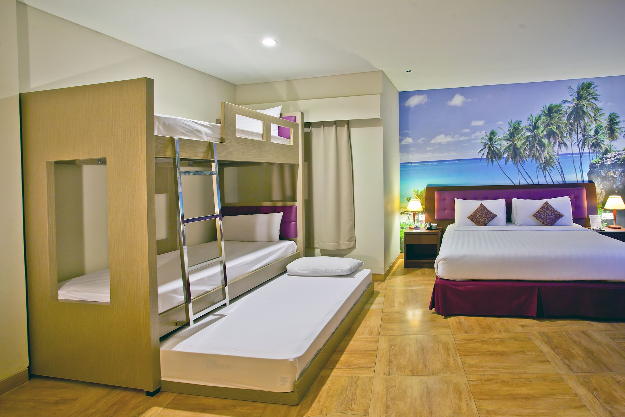 Family, Double and Bunk Bed, No Window, Kuta Central Park Hotel 4/10