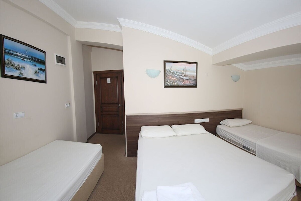 Adahan Otel Gumuldur 6/27