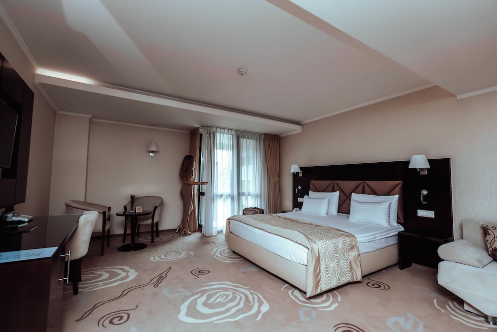 Grand Hotel Coroana 15/55