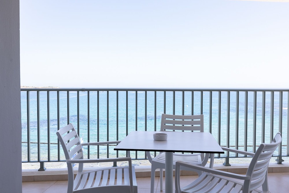 Alia Beach Hotel Adults only 18+ 44/48
