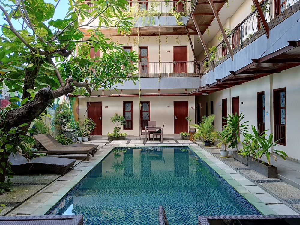 Keola Hotel 20/23