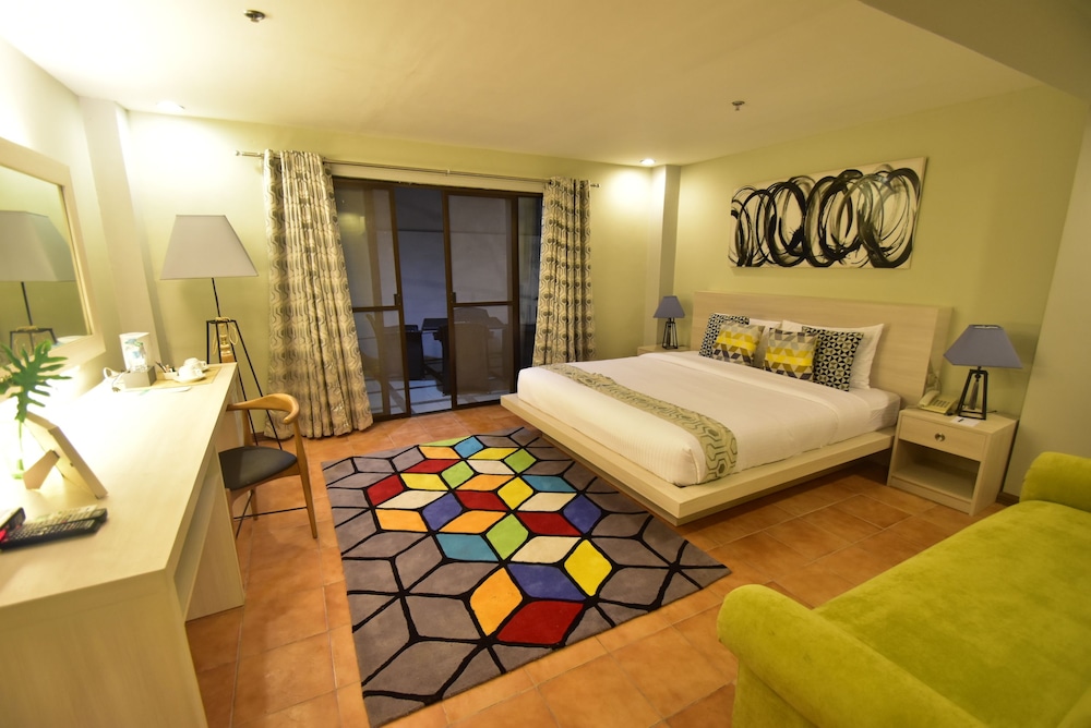 Almont City Hotel 17/49