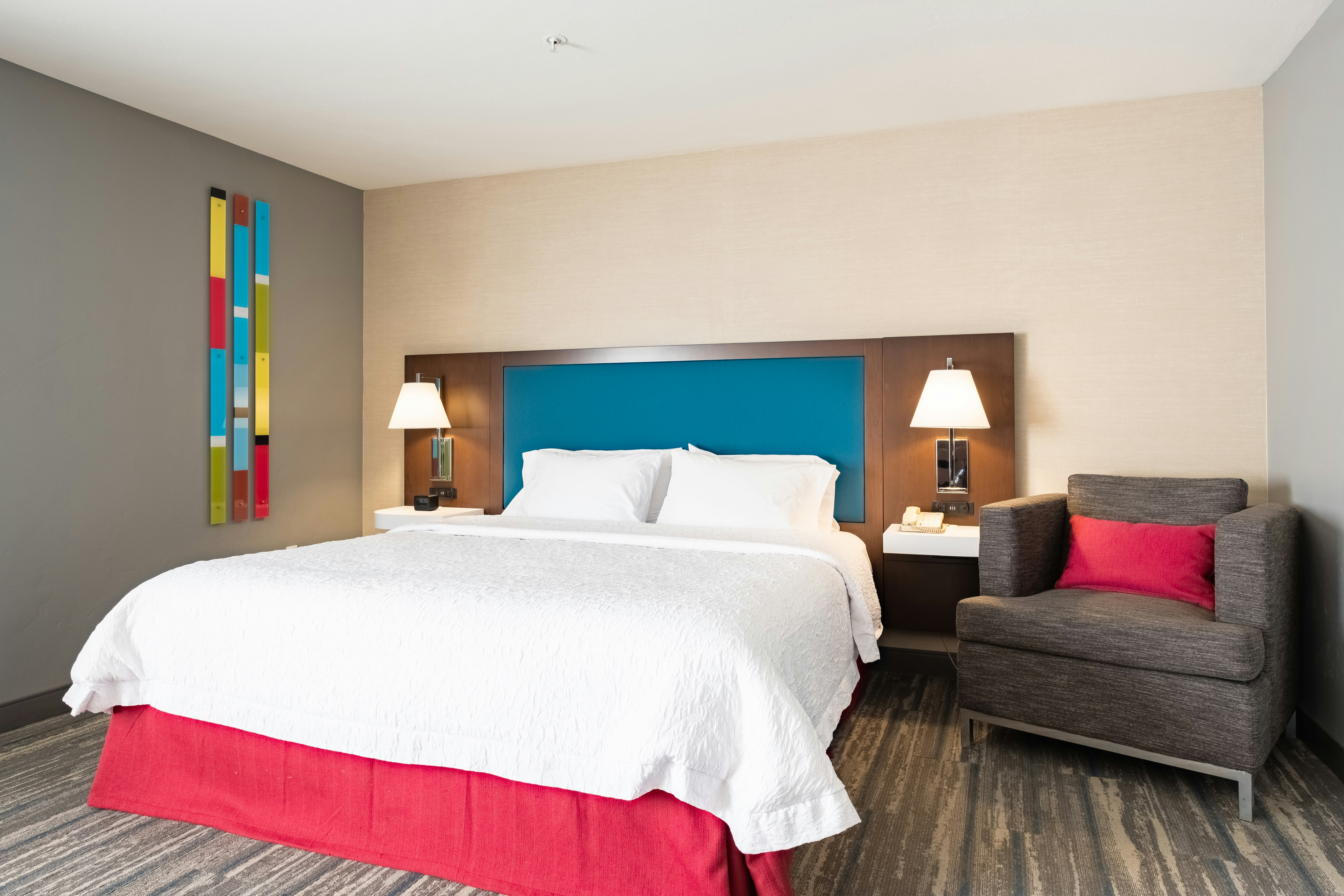ROOM, KING BED, ACCESSIBLE