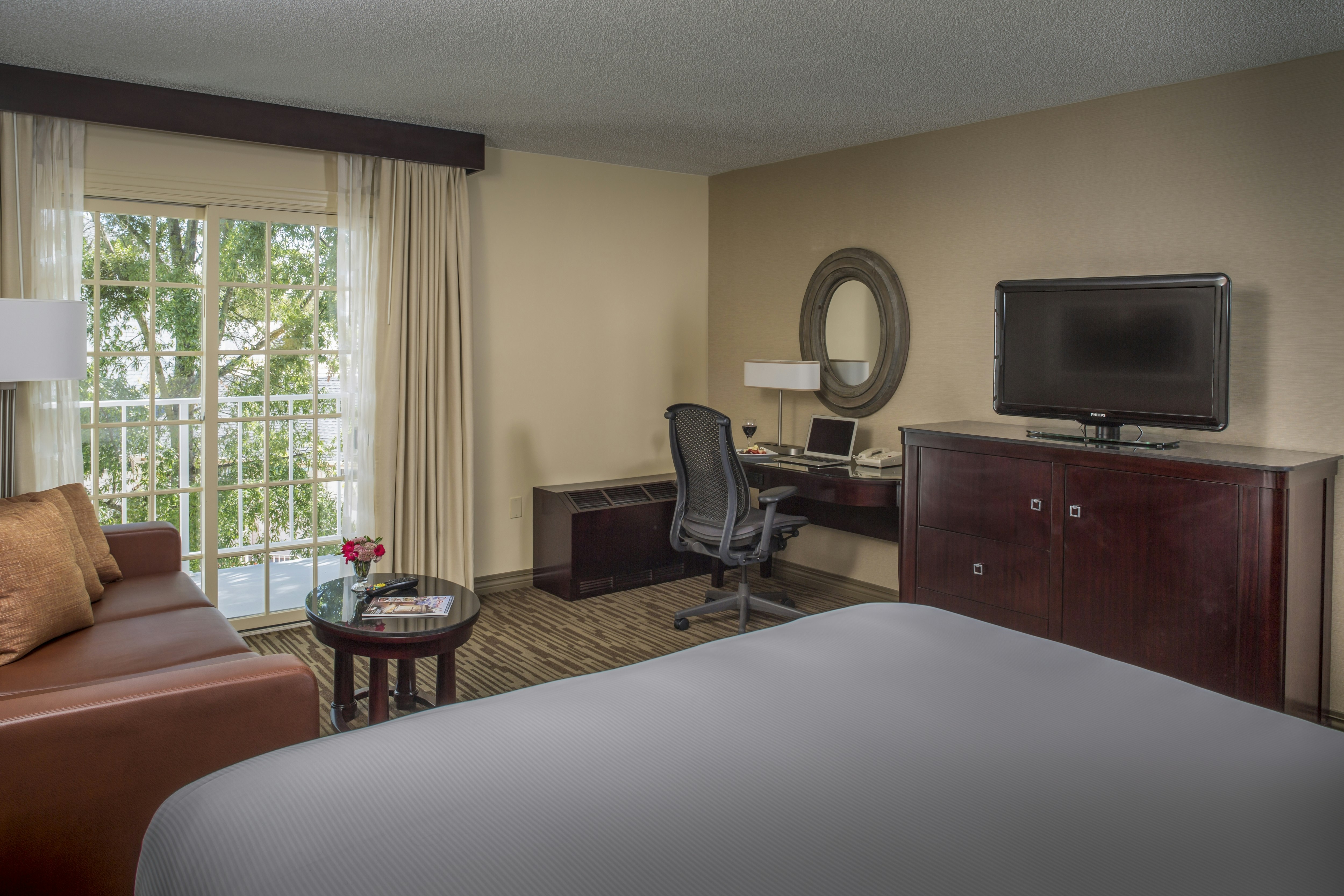 جناح استوديو بسرير كينج، Doubletree by Hilton Raleigh Durham Airport at Research Triangle Park 3/3
