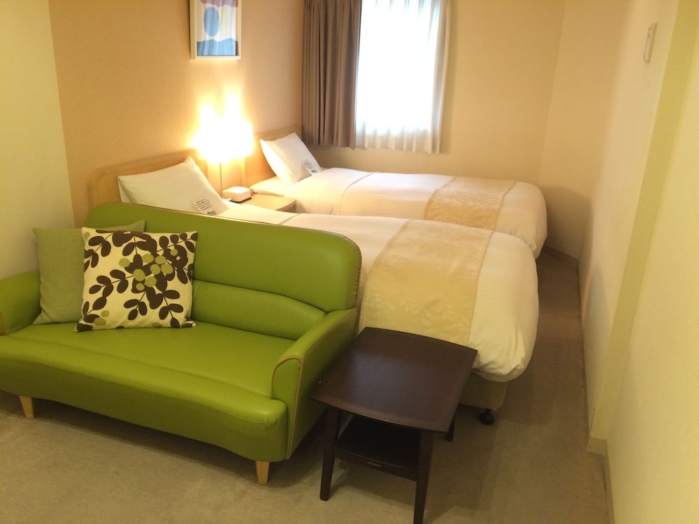 Hotel Famy Inn Kinshicho 25/70