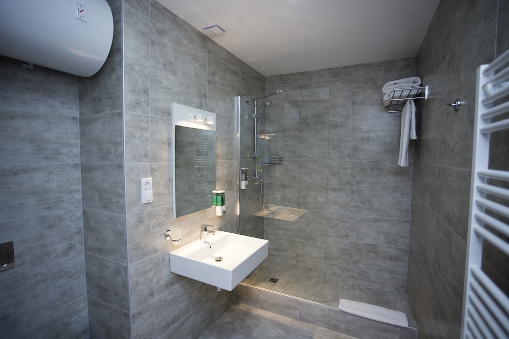 Tangerine Apart Hotel Batumi 60/62