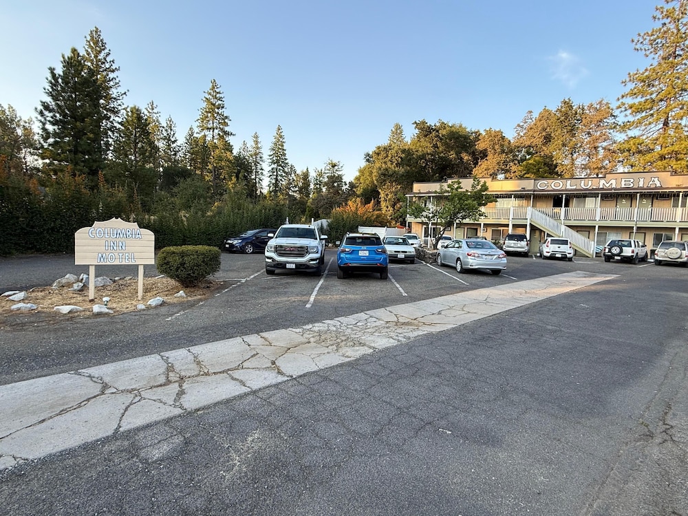 Columbia Inn Motel CA 49 39/47