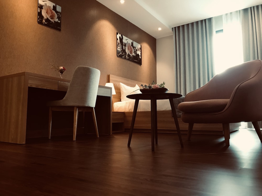 Moon Hotel & Apartment 51/75