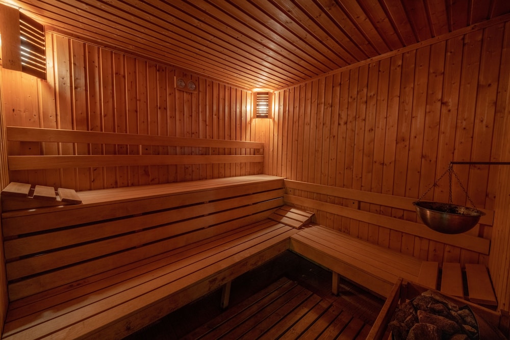 swimming pool spa