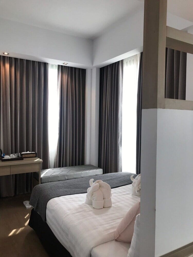 PREMIER, DOUBLE BED