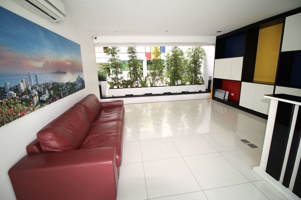 Art On The Hill By Pattaya Sunny Rentals 39/46
